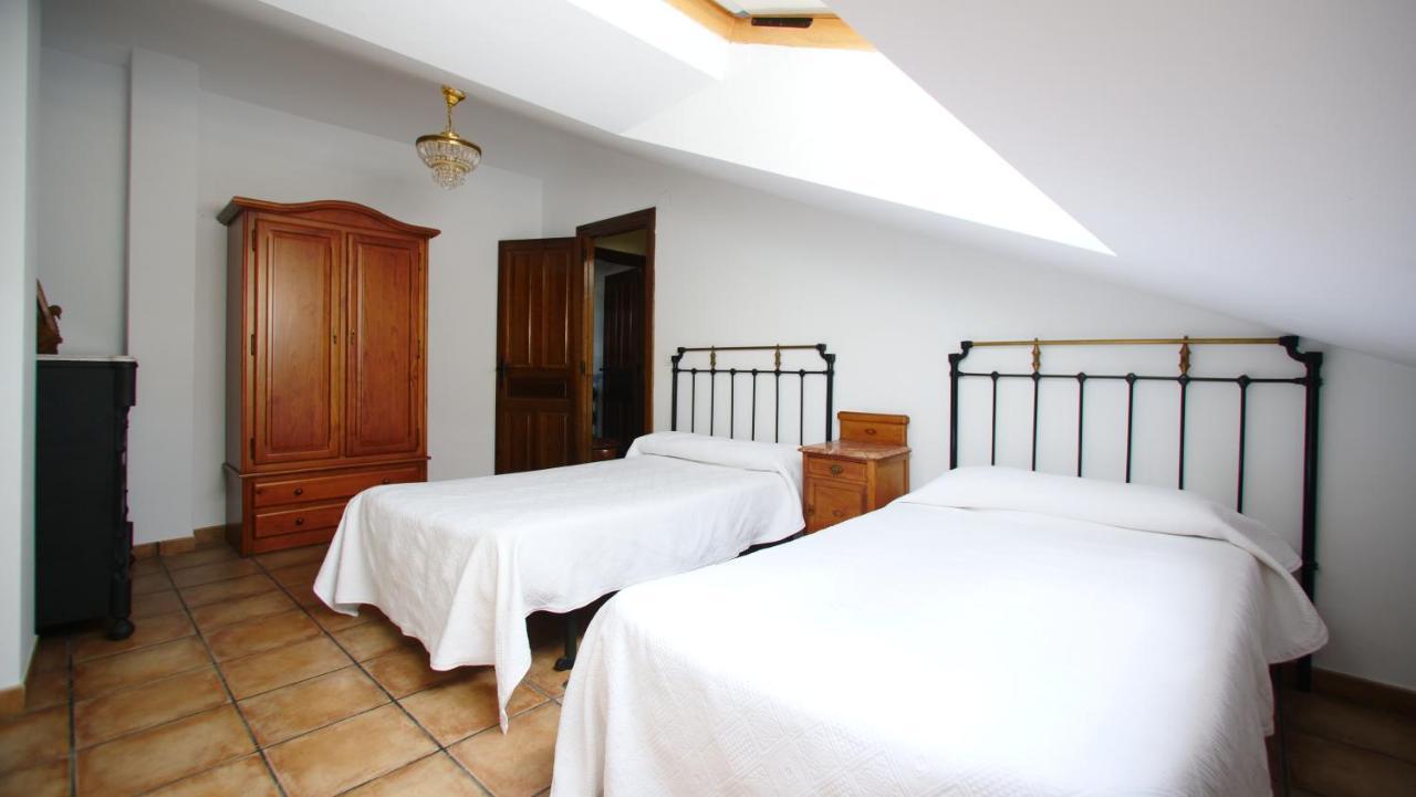 Casa Rural Plaza Vieja Saldana Bagian luar foto